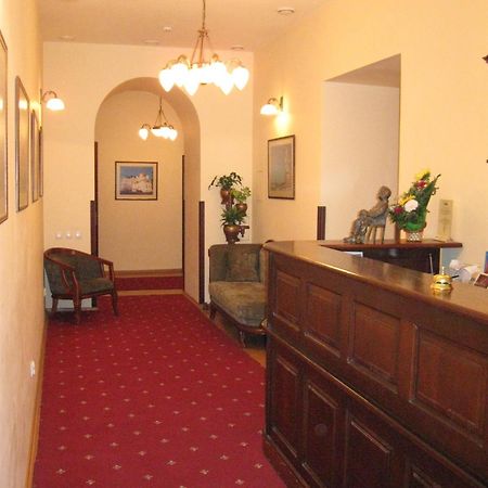 Wien Hotel リヴィウ エクステリア 写真