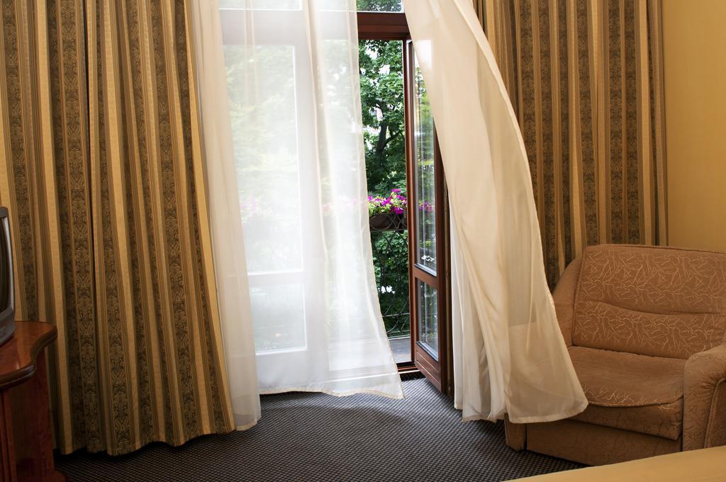 Wien Hotel リヴィウ 部屋 写真