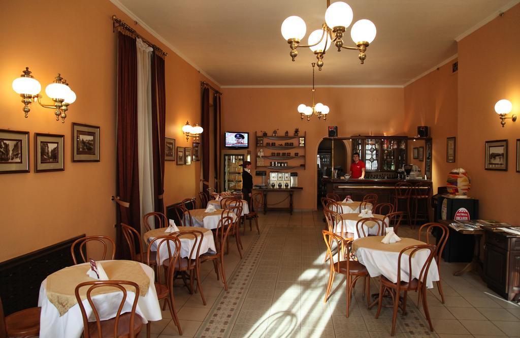 Wien Hotel リヴィウ エクステリア 写真