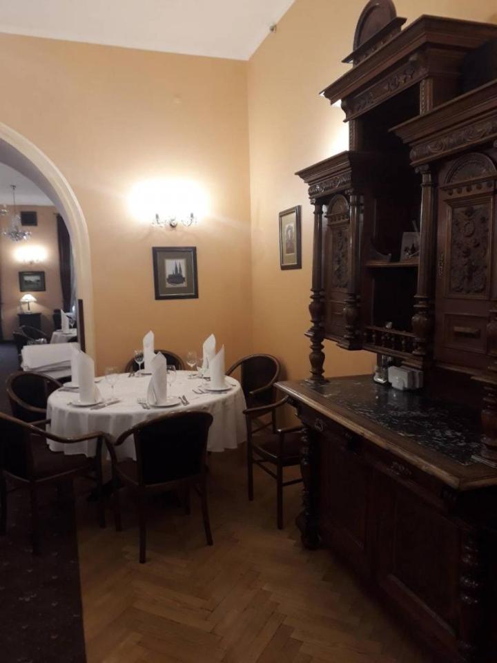 Wien Hotel リヴィウ エクステリア 写真
