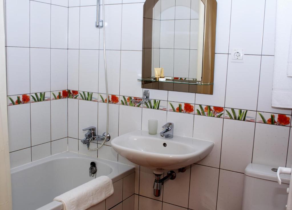 Wien Hotel リヴィウ 部屋 写真